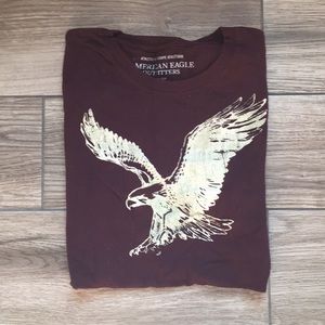 American Eagle Graphic tee